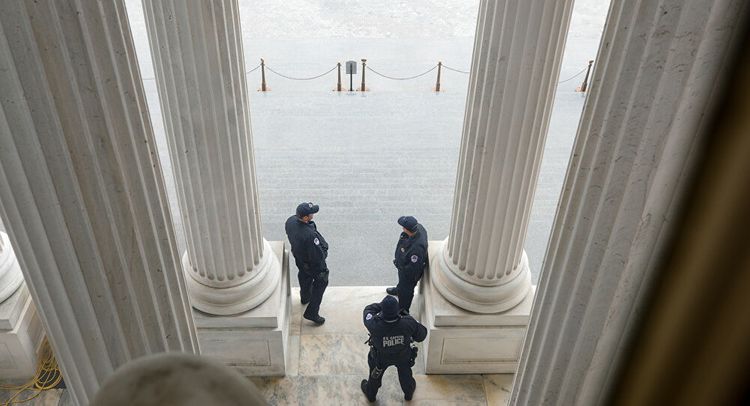 Over 80 Washington police officers test positive for COVID-19