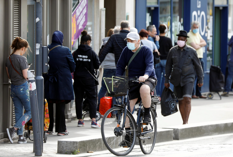 France becomes fourth country with more than 20,000 coronavirus deaths