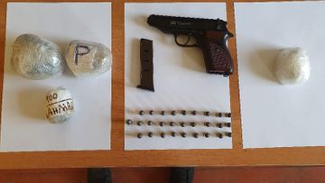 People trying to bring into country weapons and drugs caught - OFFICIAL