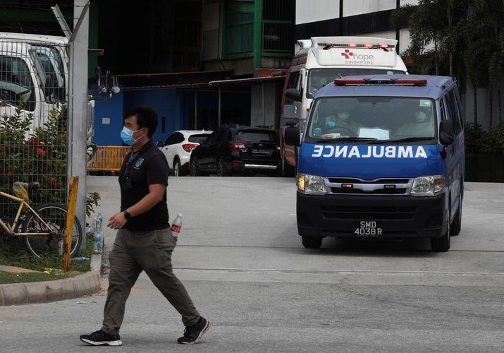 Singapore confirms 1,016 more coronavirus cases