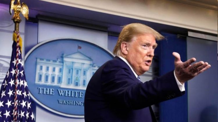 Trump threatens to destroy Iranian boats approaching US ships