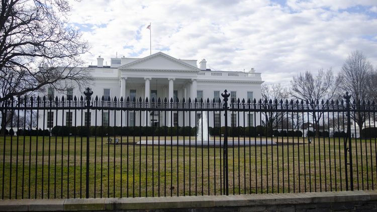 Trump, Qatari leader agree Taliban need to reduce violence in Afghanistan, White House says