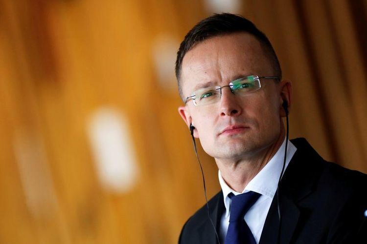 Serbia reopens border crossings for Hungarian commuters