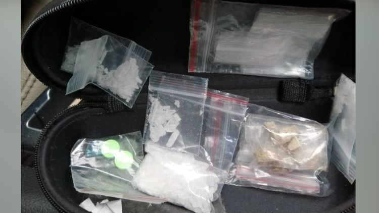 People selling drugs online caught in Baku - PHOTO