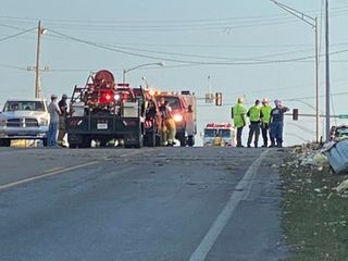 Deadly tornadoes ravage Texas and Oklahoma, killing at least five 