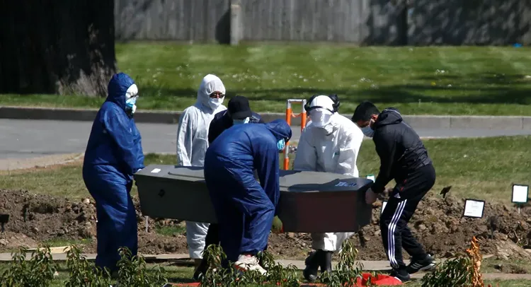 UK's total death toll tops 20,000, up by 813 to 20,319