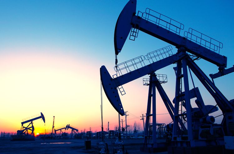 Lukoil: Russia to cut May oil output by 19% from February-March