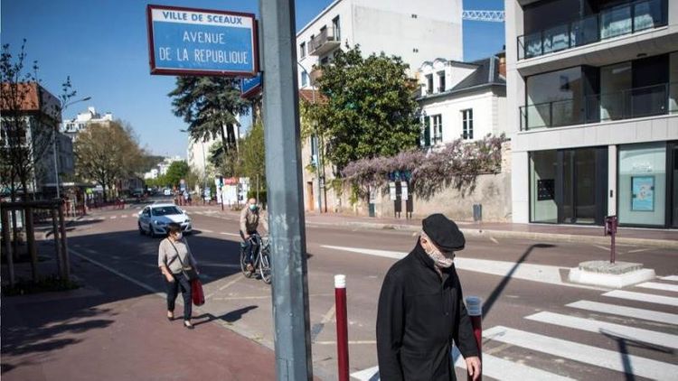 France's daily coronavirus death toll down to 289
