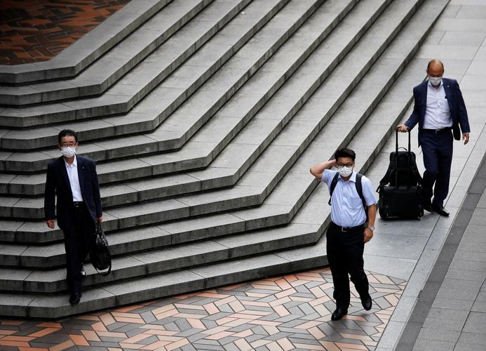 Tokyo reports record 472 new coronavirus cases on Saturday
