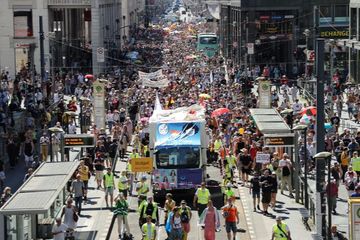Thousands march in Berlin against coronavirus curbs - PHOTO