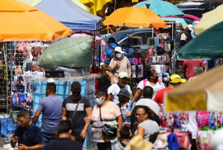 Mexico registers record 9,556 new daily coronavirus cases