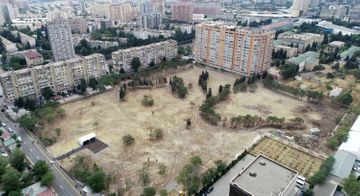 President Ilham Aliyev viewed works to be done in new forest type park in Yasamal district