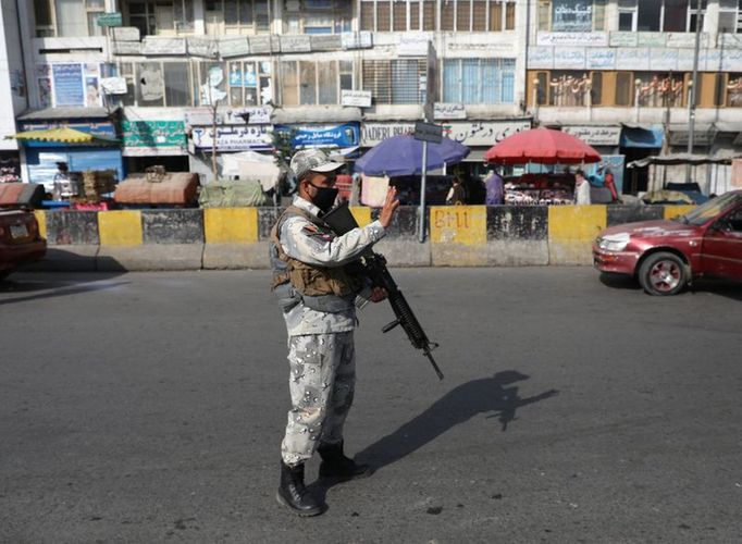 Afghan grand assembly gathers to decide fate of Taliban prisoners
