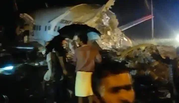 20 killed, 140 seriously injured in Air India plane crash - UPDATED-1