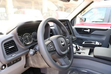  President Ilham Aliyev viewed new TX London taxis delivered to Baku