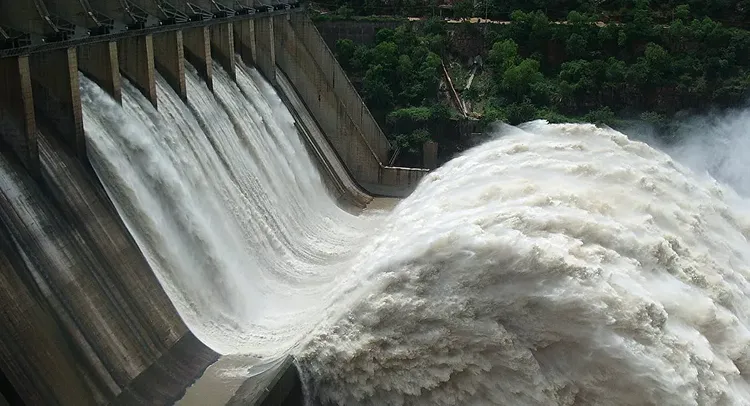 Nine people who were trapped in hydroelectric plant fire in India's Telangana dead - UPDATED
