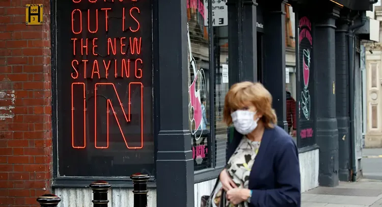 UK advisory group warns of risk of 2nd COVID-19 wave weeks after Johnson rejects new shutdown