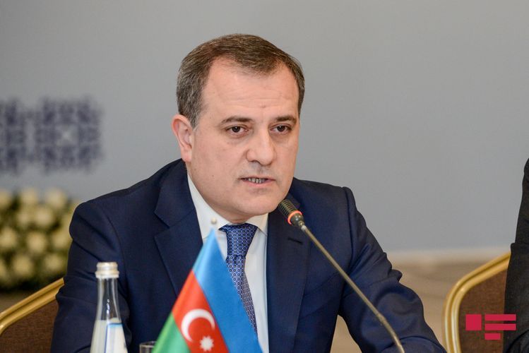Azerbaijani FM congratulates Turkish counterpart as his country discovers major Black Sea natural gas reserves