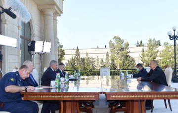 President Ilham Aliyev receives Russian defense minister - UPDATED
