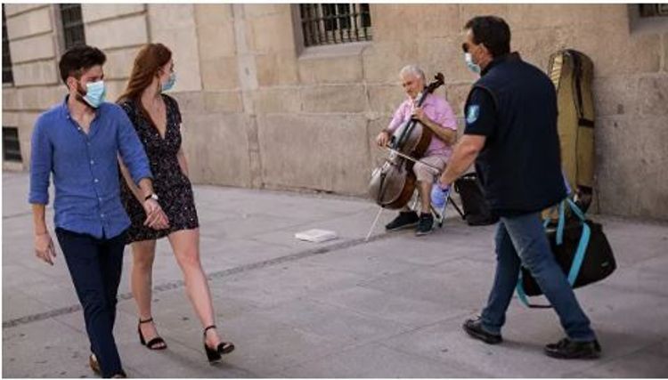Spanish microbiologist: "The second wave of coronavirus will be milder than the first in Spain"