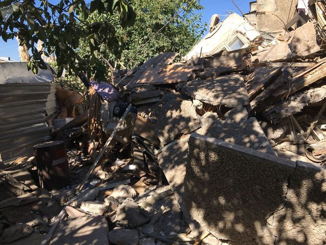 Apartment building partially collapsed as a result of gas explosion in Yerevan