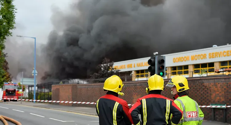 One dead, multiple injured as blast rocks warehouse in Bristol subrub
