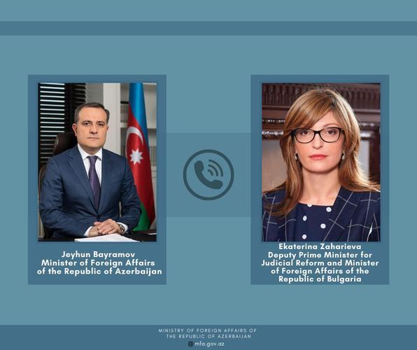 Azerbaijani and Bulgarian FMs hold phone conversation