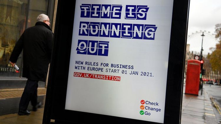 UK-EU Brexit trade talks back on, say leaders