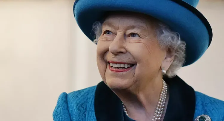 Queen Elizabeth expected to get coronavirus vaccine in coming weeks