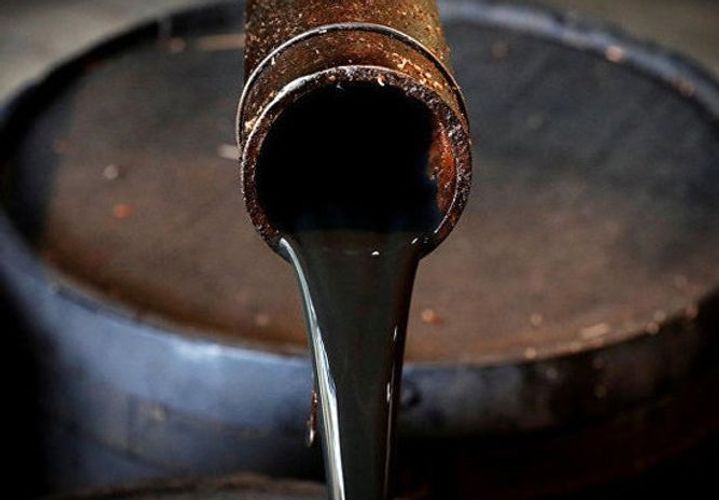 Azerbaijani oil prices slightly decrease