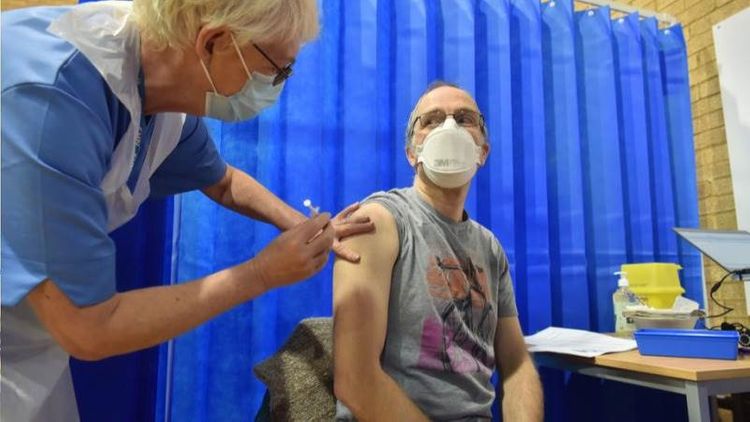 UK tells allergy-prone people not to get Pfizer's vaccine