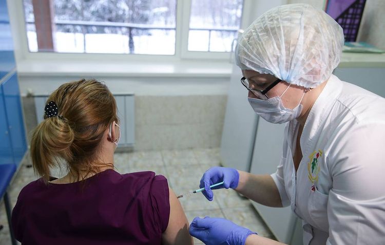 Over 150,000 Russians receive Sputnik V COVID-19 vaccine