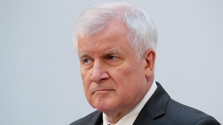 Germany must immediately impose hard lockdown before Christmas, Interior Minister says