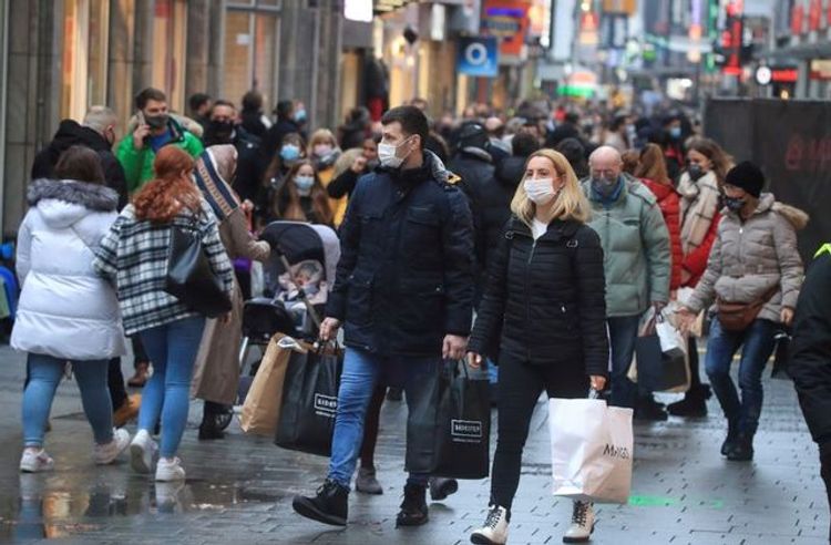 Germany to impose stricter lockdown to battle rise in COVID-19 cases