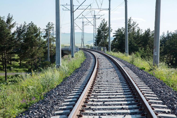 Iran to connect Rasht city with Caspian Sea through railway in 2021