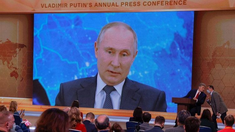 Russia's Putin calls Navalny poisoning inquiry 'a trick'