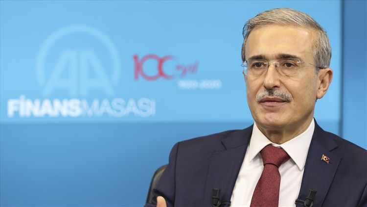 'US sanctions won't affect army, Turkish defense sector'