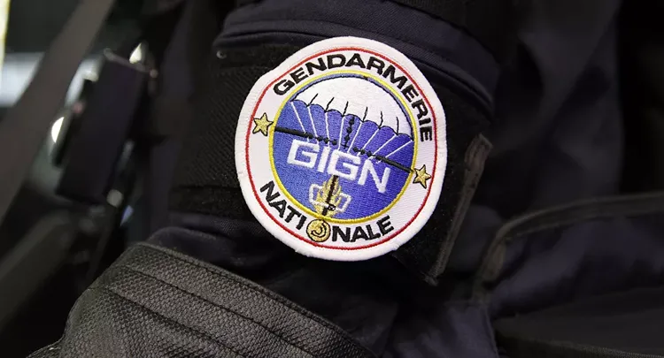 Man took hostages in the Domont Commune near Paris, at least 2 people wounded
