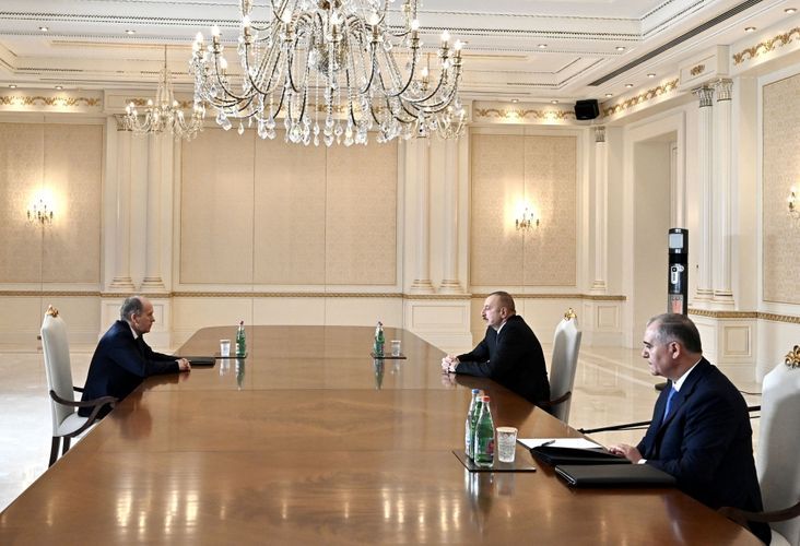 President Ilham Aliyev received director of Russian Federal Security Service
