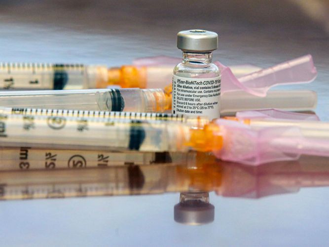 US army scientists examine new UK coronavirus variant to see if it might be resistant to vaccine