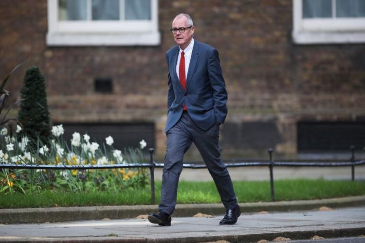 More areas of England likely to enter tier 4, Chief Scientific Adviser warns