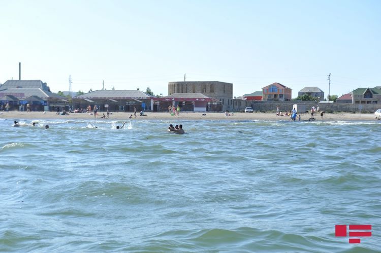 Azerbaijan's Ministry reacts to foreign scientists' study that water level in Caspian Sea will fall by 9-18 m by 2100
