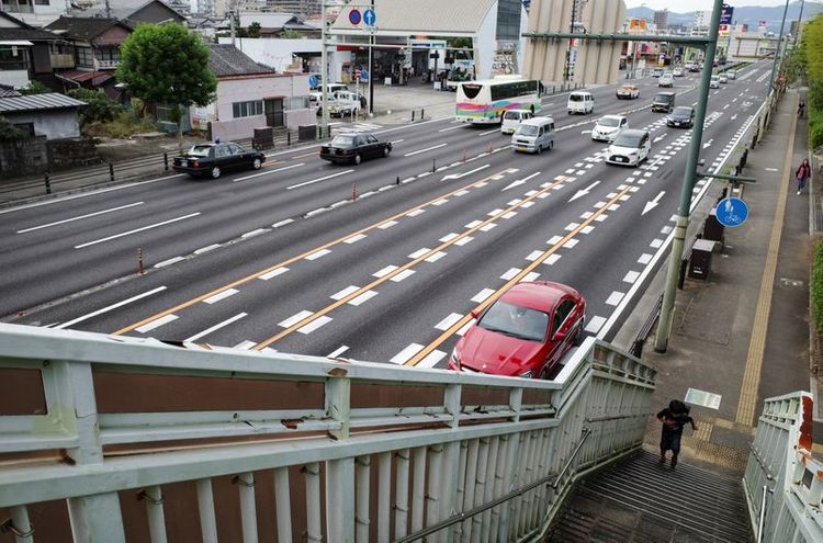 Japan aims to eliminate gasoline vehicles by mid-2030s, boost green growth