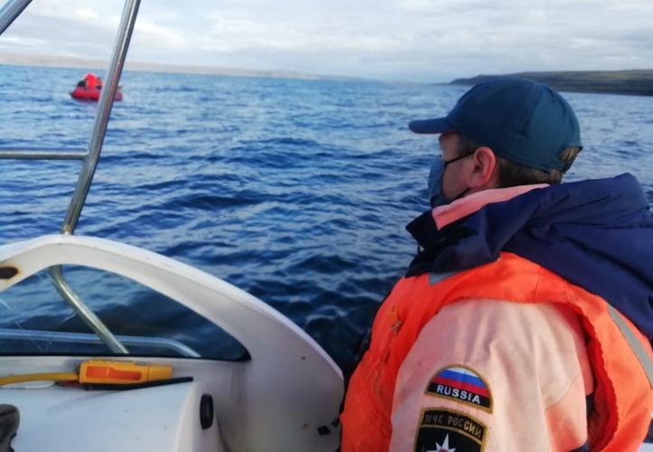 17 sailors from Russian boat that sank in Barents Sea believed to be dead  - UPDATED