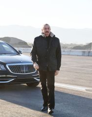 President Ilham Aliyev views work done on renovated section of Baku-Guba-Russian Federation state border highway