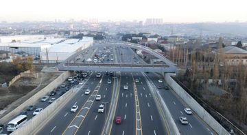 President Ilham Aliyev views work done on renovated section of Baku-Guba-Russian Federation state border highway