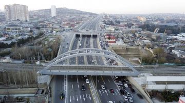 President Ilham Aliyev views work done on renovated section of Baku-Guba-Russian Federation state border highway