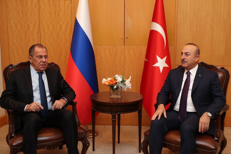 Meeting between Russian and Turkish FMs starts in Sochi