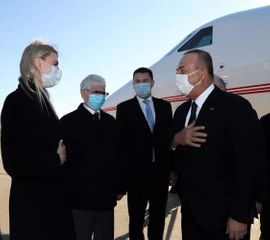 Turkish FM pays a visit to Sochi