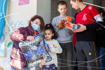 “Azercell Volunteers” and friends fulfilled the New Year wishes of children